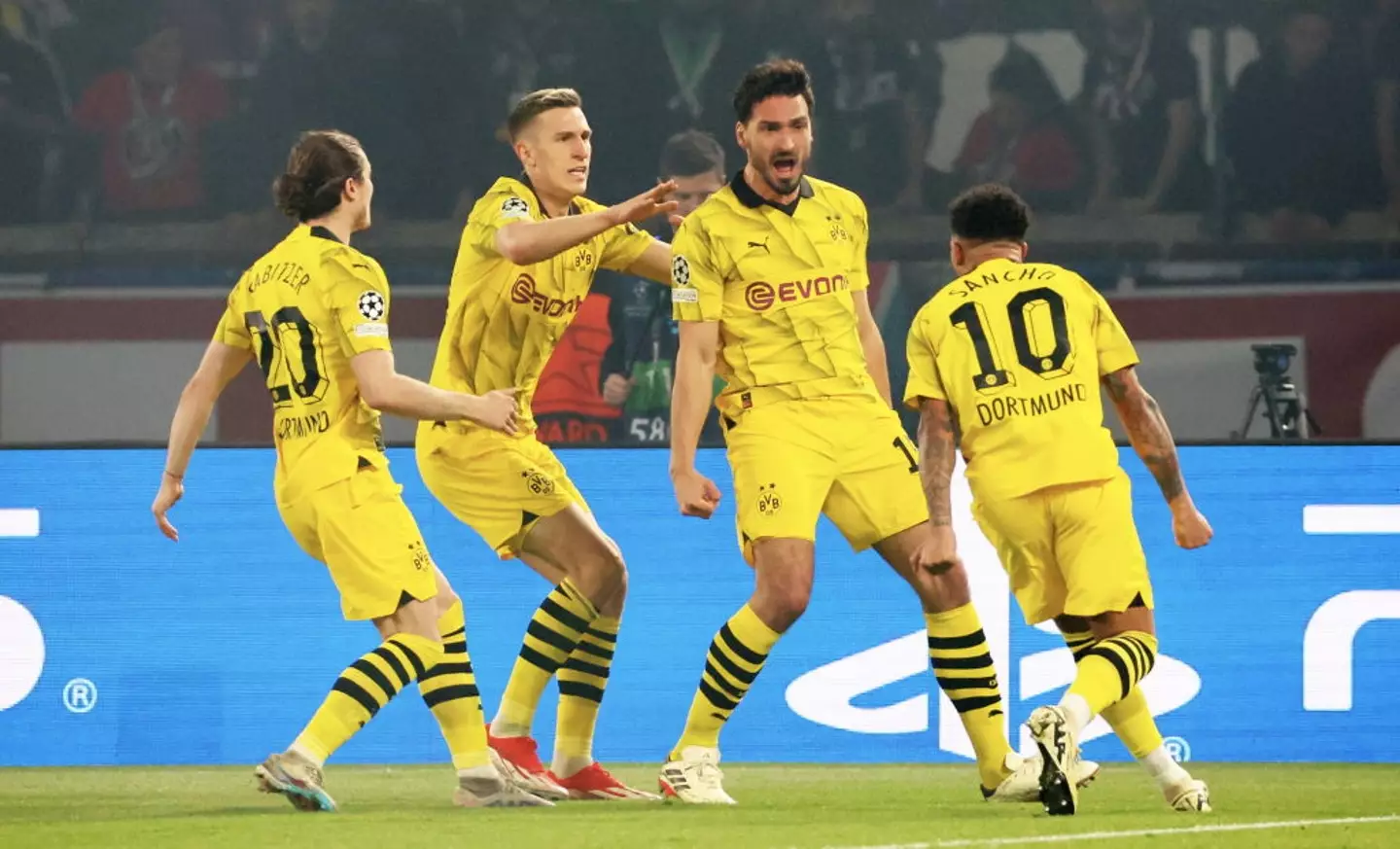 Mats Hummels is set to be left out of the German squad for Euro 2024 (Image: Getty)