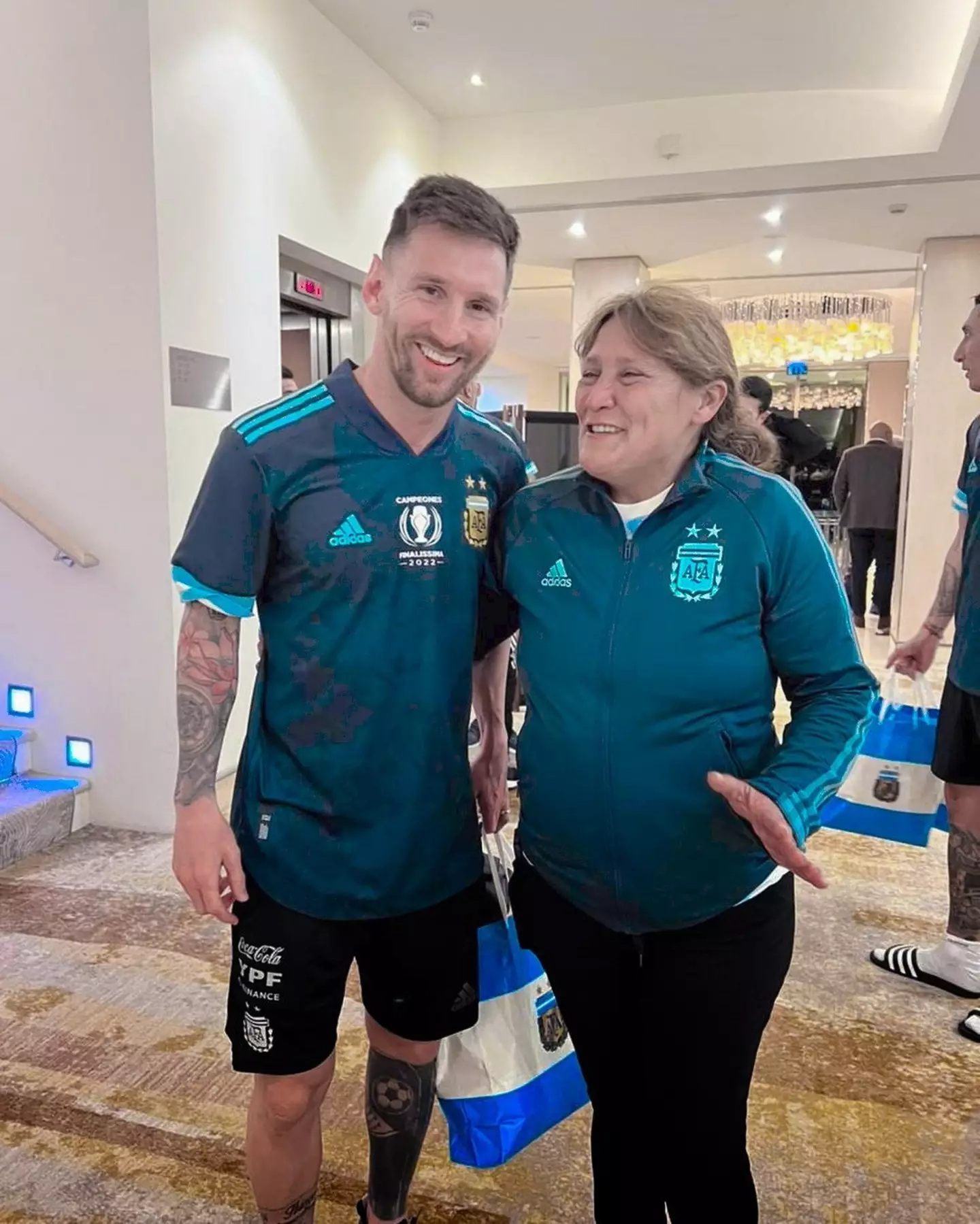 Lisandro Martinez's mother meets Lionel Messi. Image credit: Instagram