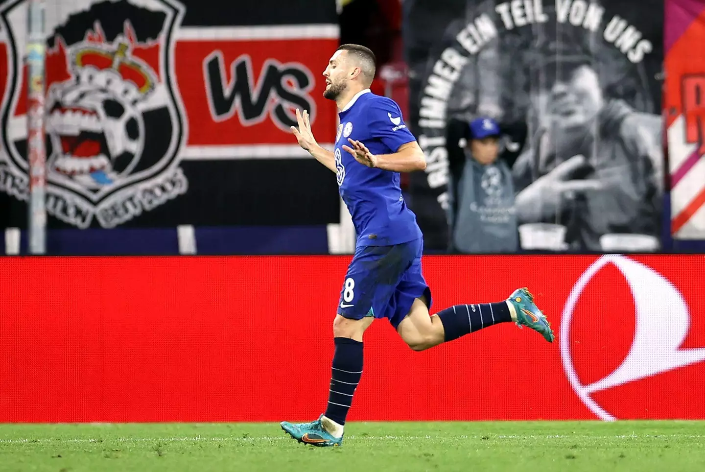 Mateo Kovacic celebrates his goal against FC Salzburg. (Alamy)