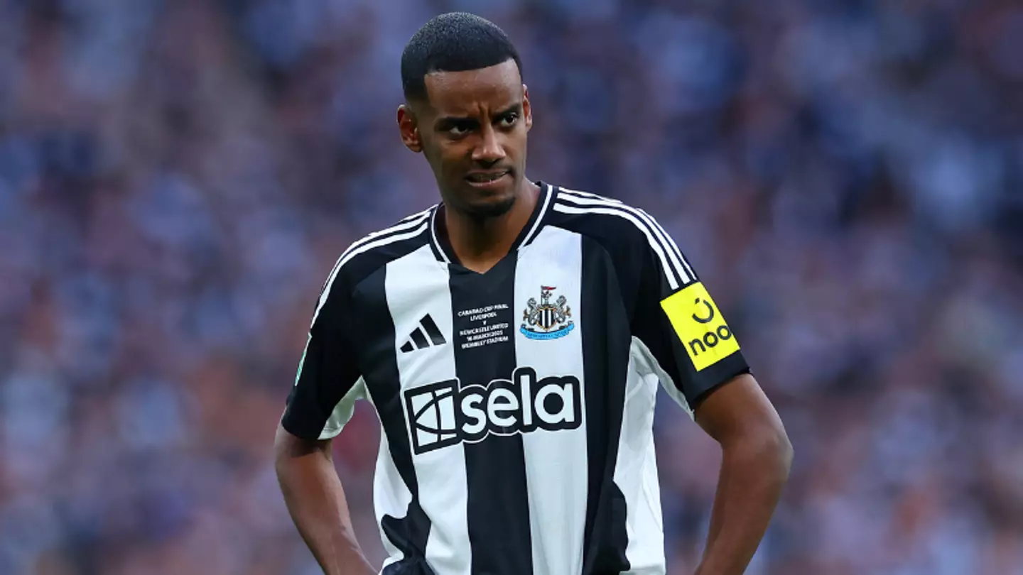 Liverpool receive huge Alexander Isak transfer boost as Newcastle 'target £66m replacement'