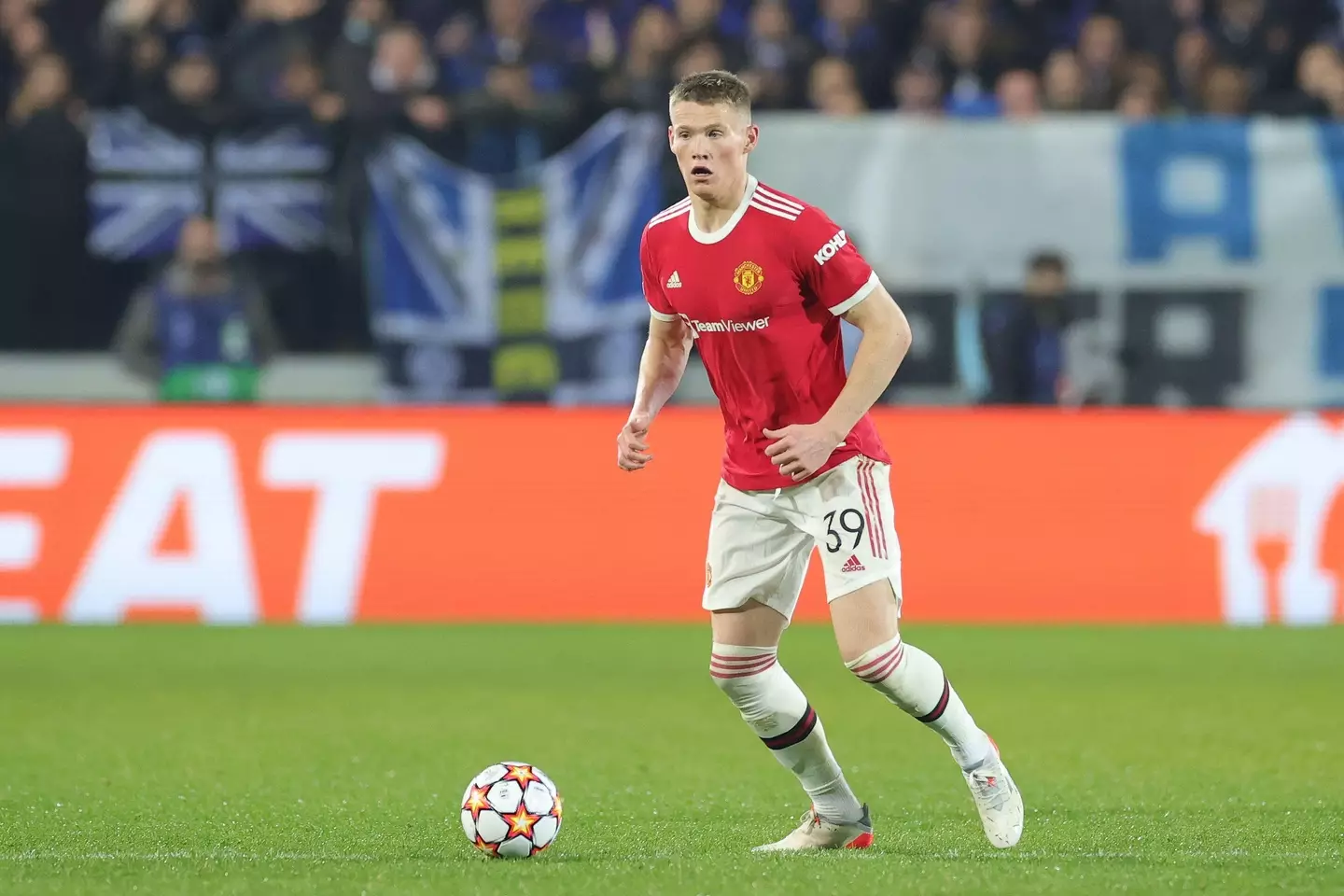 Scott McTominay is one of a few midfielders left at Manchester United. (Alamy)