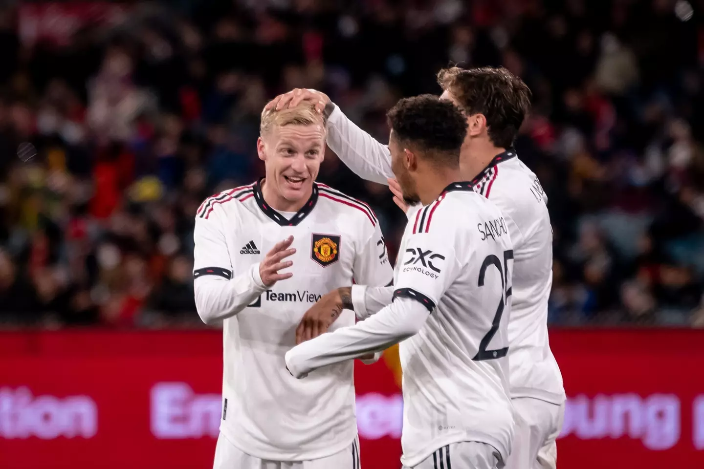 Donny Van de Beek and Jadon Sancho were involved in the goals against Crystal Palace. (Man Utd)