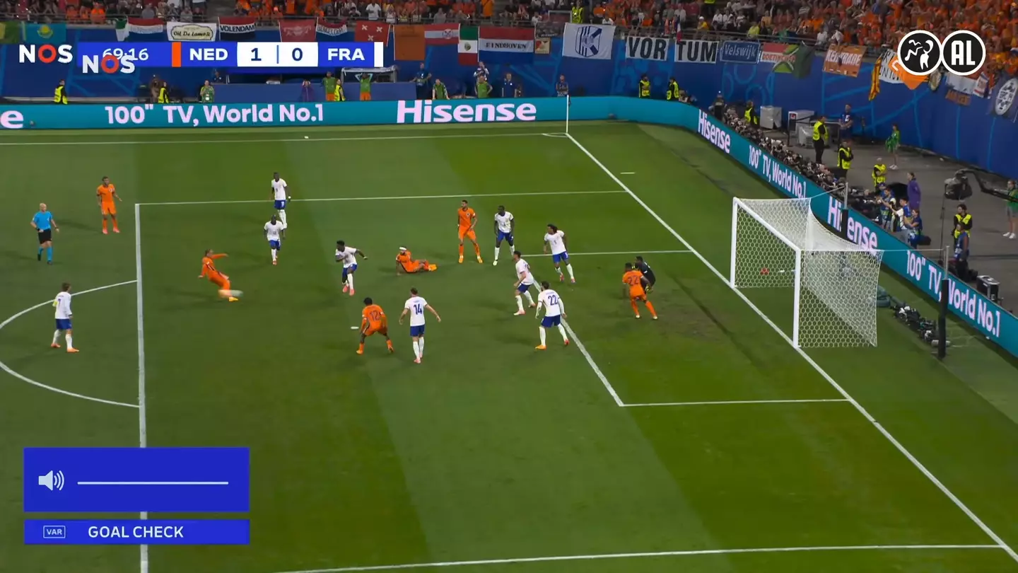 Denzel Dumfries was adjudged to be offside (NOS)