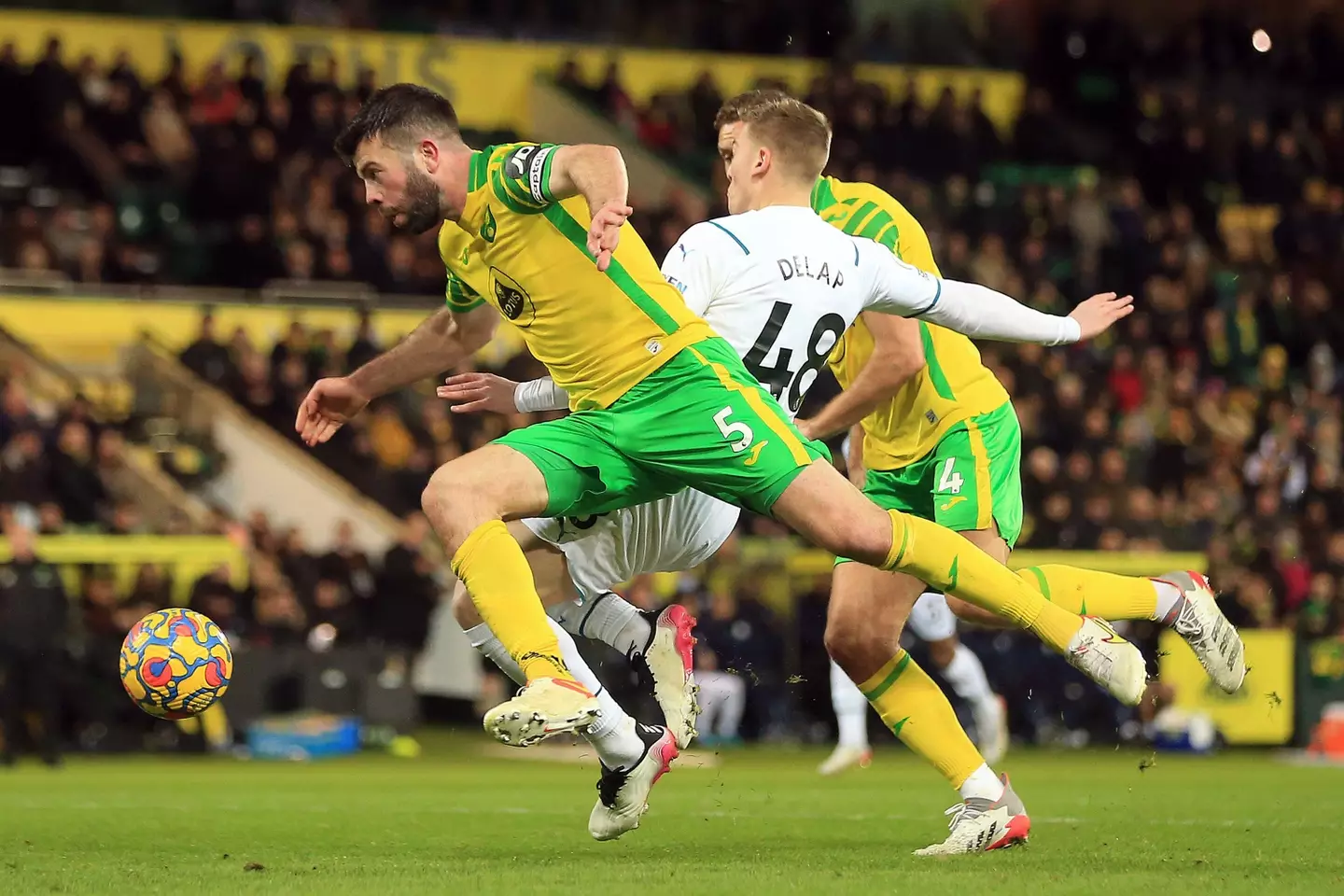 Liam Delap in Premier League action (Andrew Orchard sports photography / Alamy)