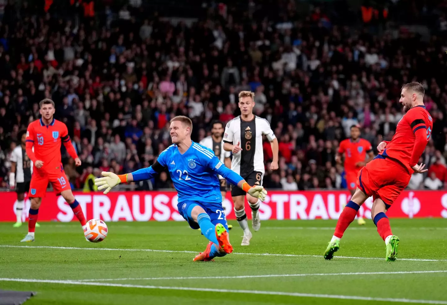 Shaw pulls one back. Image: Alamy