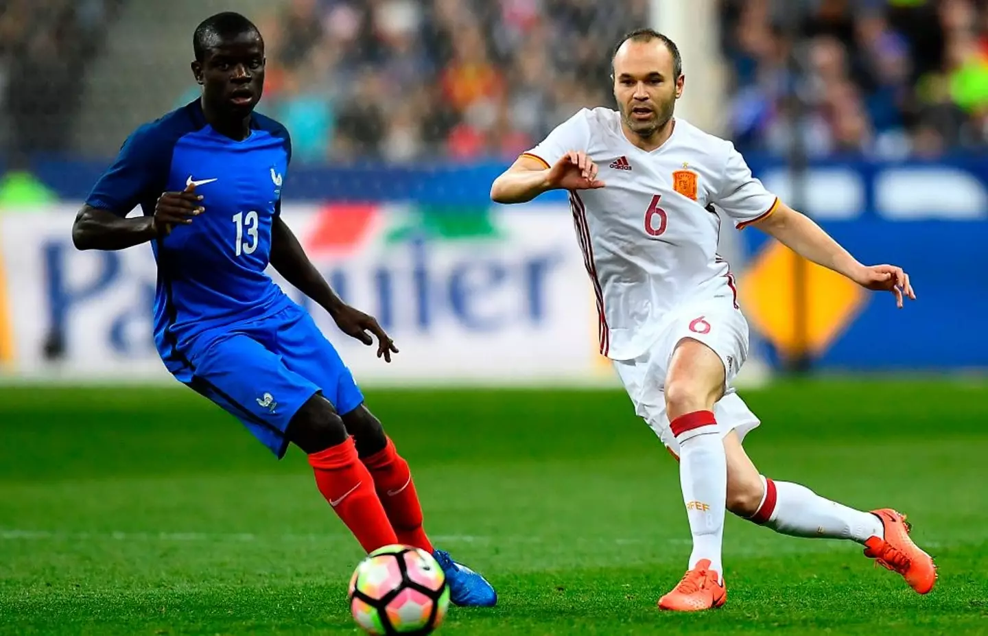 Andres Iniesta faced N'Golo Kante during a friendly match between France vs Spain in March 2017. (Image: Getty)