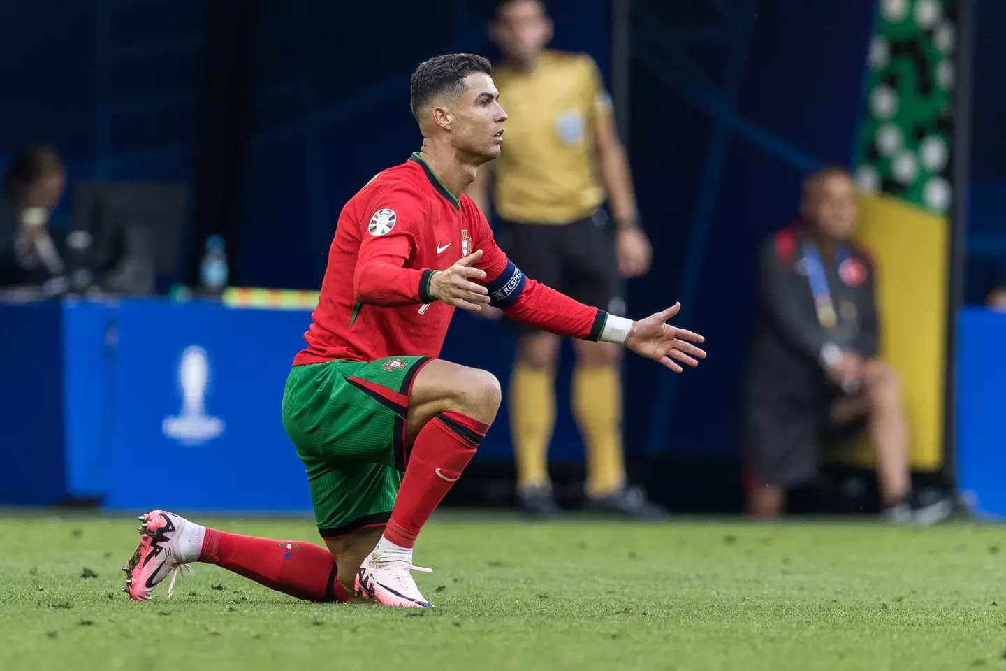 Cristiano Ronaldo wore Bruno Fernandes' custom-made boots against Turkey. Image: Getty