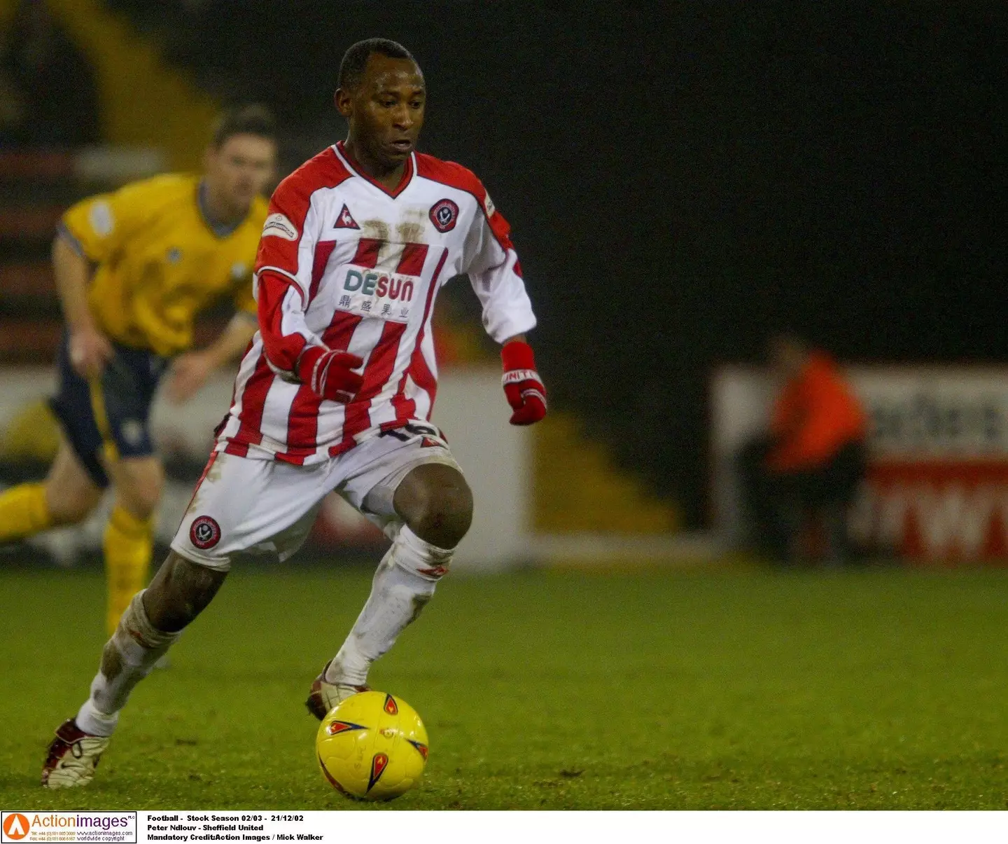 Ndlovu playing for Sheffield United. Image: Alamy