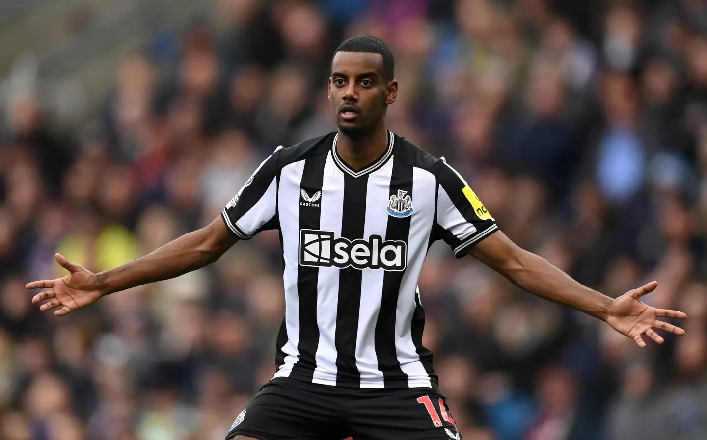 Alexander Isak in action for Newcastle United. Image: Getty