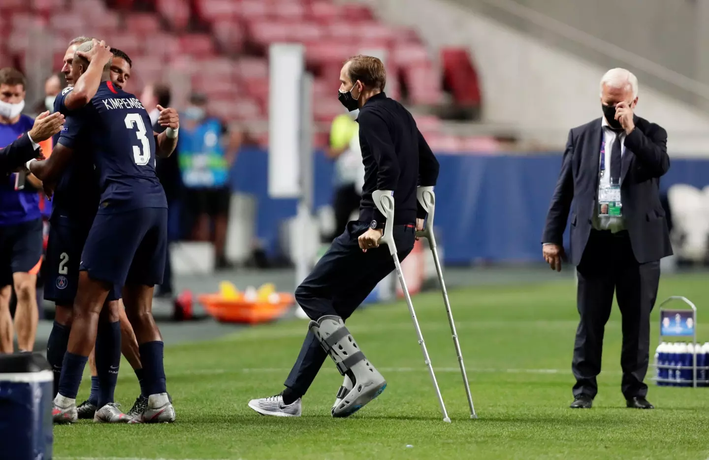 Presnel Kimpembe embracing Thiago Silva as Thomas Tuchel runs over (Alamy)