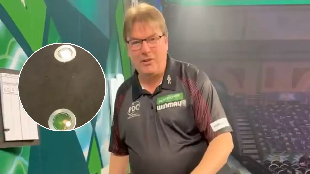 Darts Official Reveals Why There Are Two Circles on Oche at World Championship