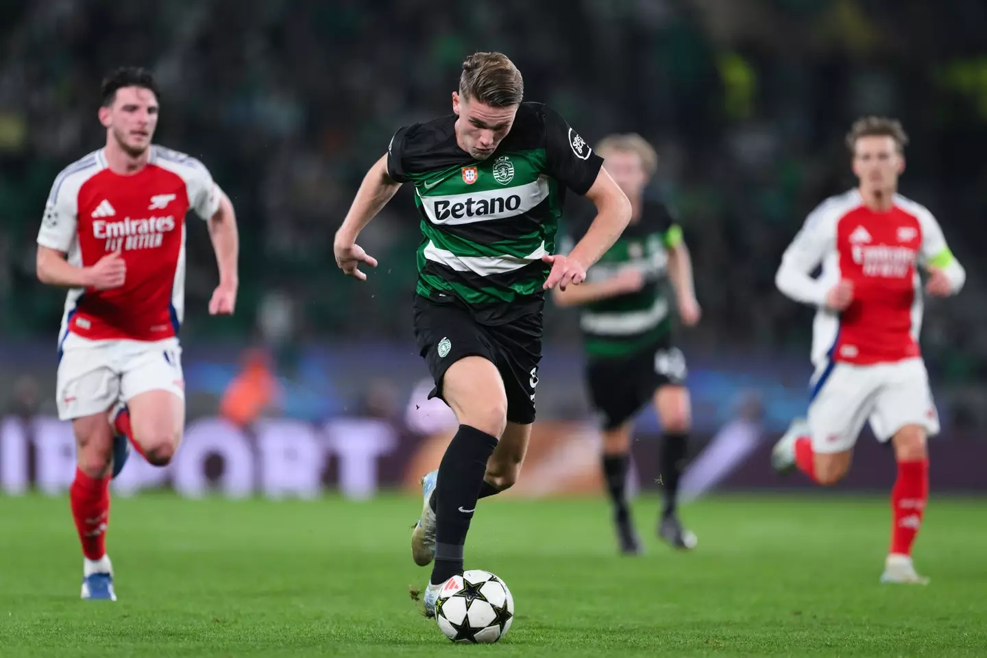 Arsenal players including Declan Rice have made their feelings clear on Gyokeres' arrival. (Image: Getty)