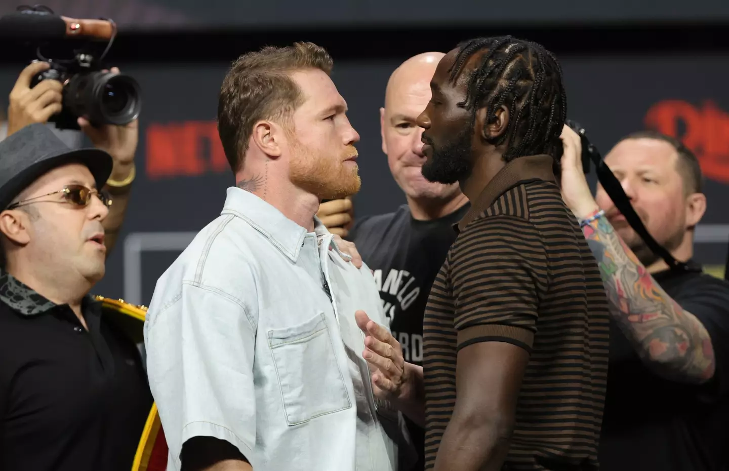 Canelo Alvarez and Terence Crawford. Image: Steve Marcus / Stringer via Getty
