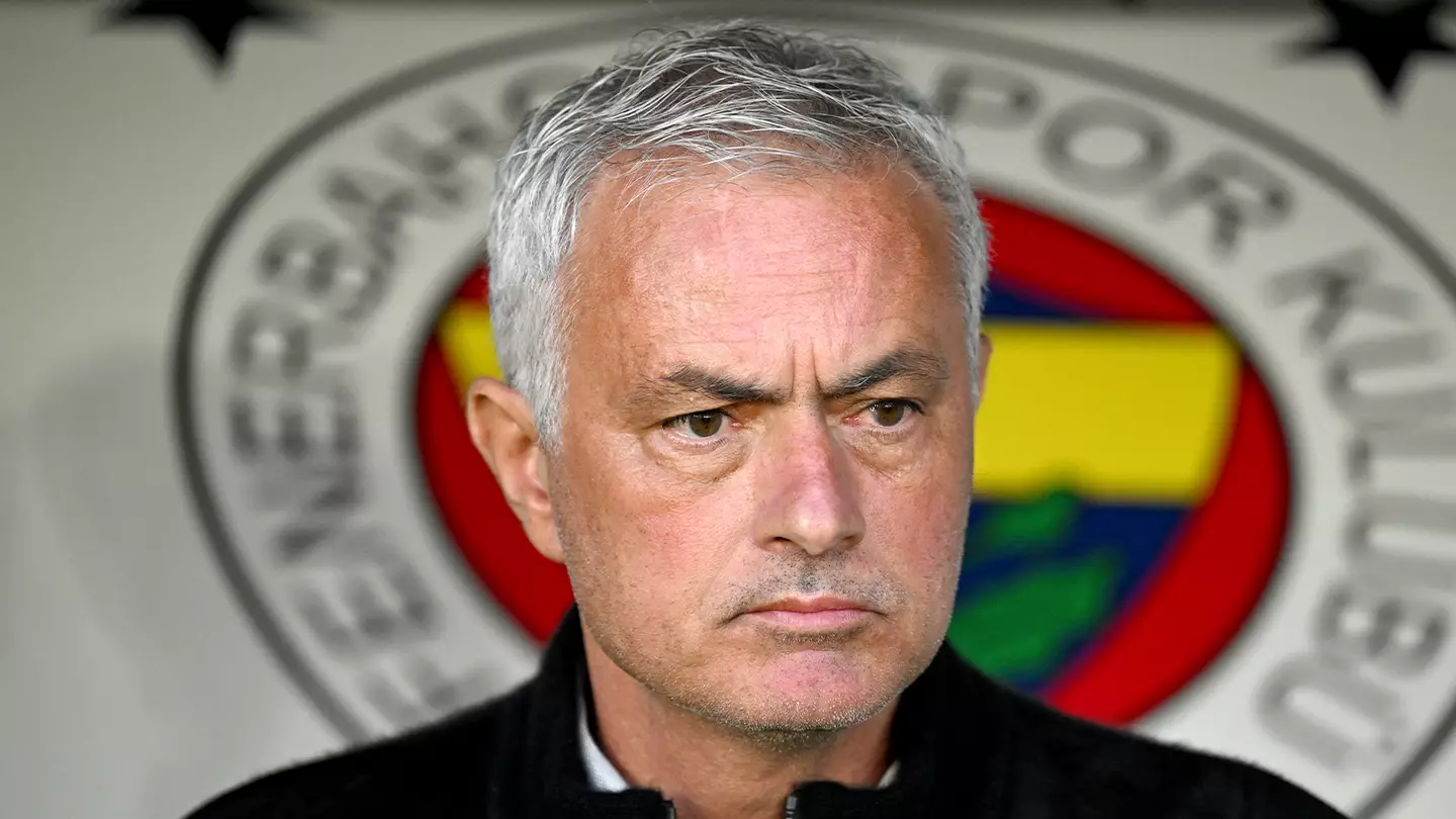 Jose Mourinho tipped to snub European giants and take shock Premier League job instead
