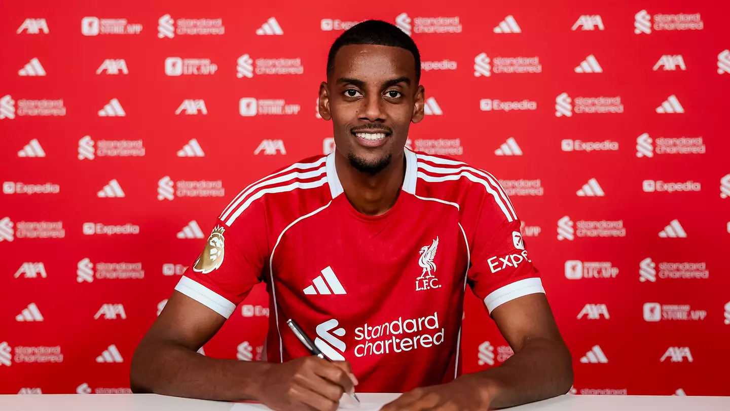 Alexander Isak Speaks Out on Newcastle After Agent’s Dig at Club