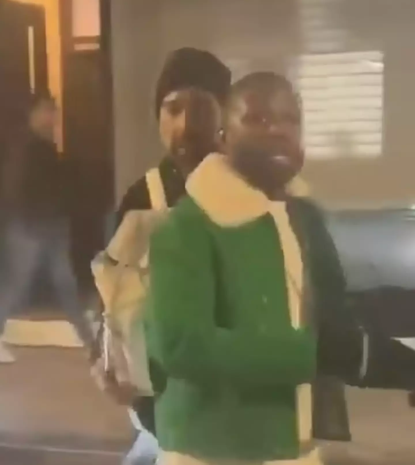 Floyd Mayweather visibly distressed while shopping in London. Image: Getty