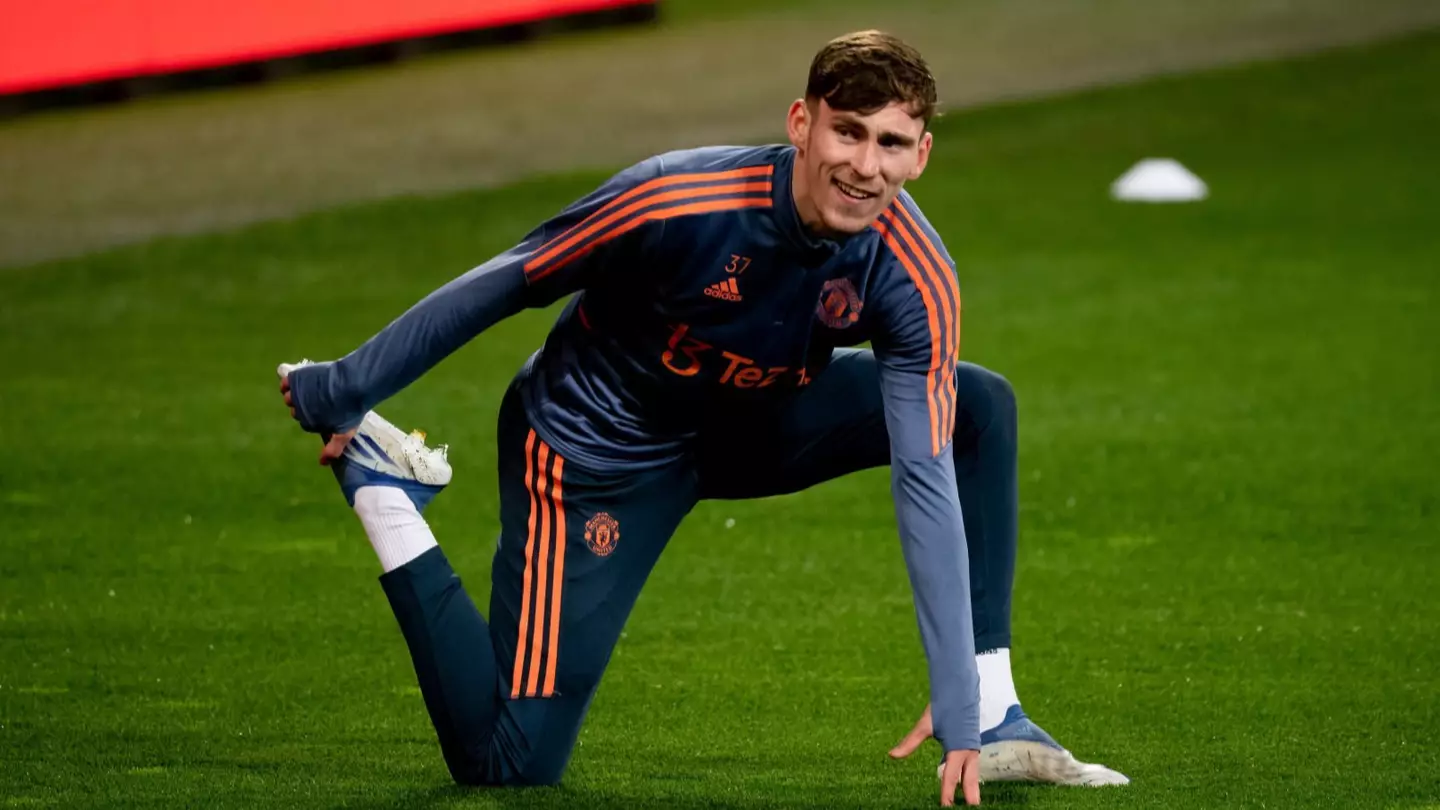 Manchester United starlet James Garner set to join Everton in £15 million deal