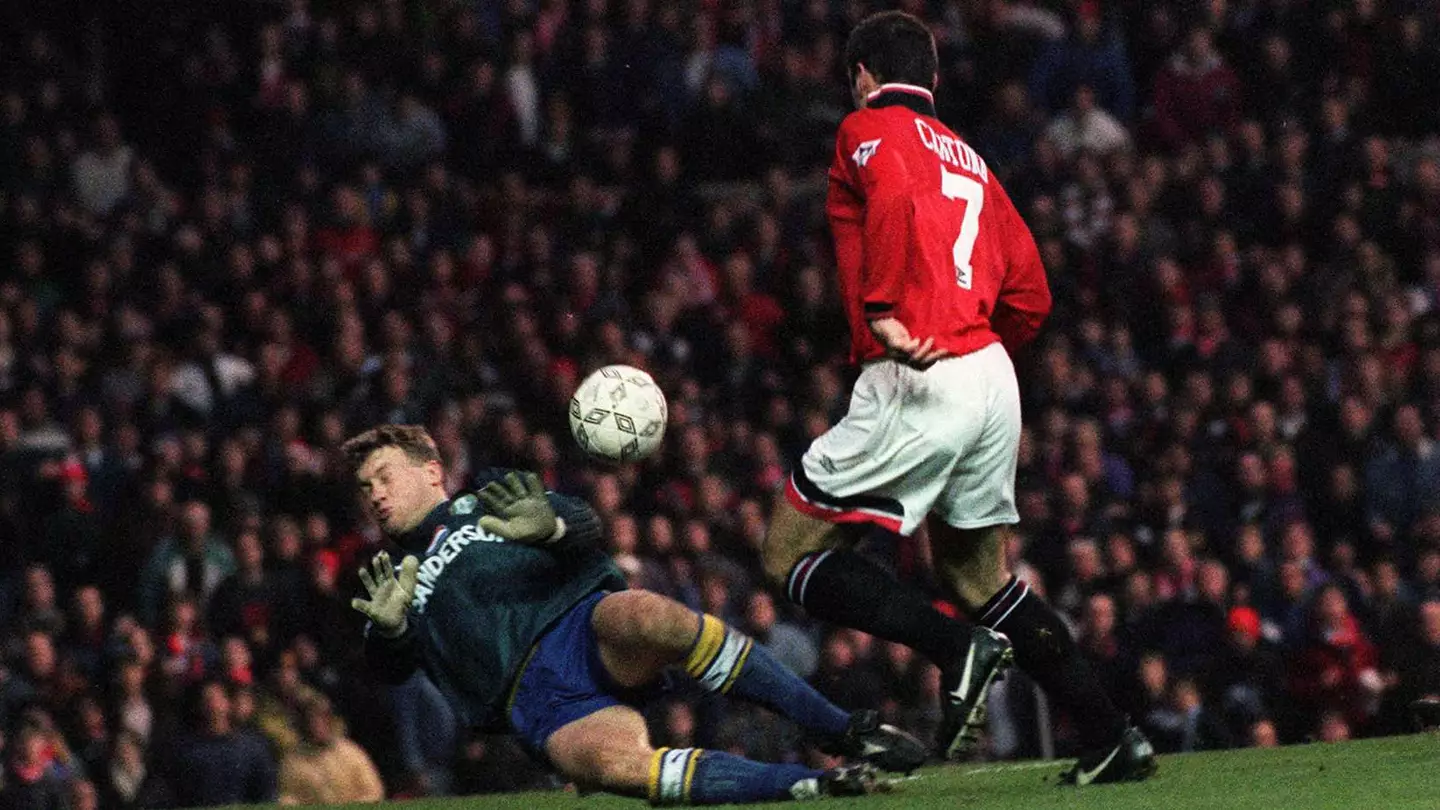 Top 5 Manchester United Home Kits In Premier League History