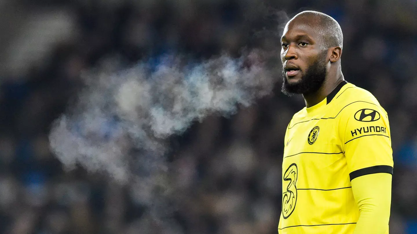 Simon Dack / Telephoto Images / Alamy