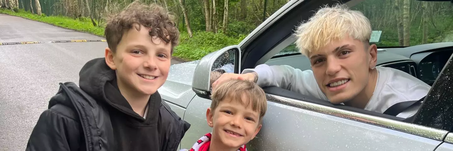 Image: X/@thestandleyboys