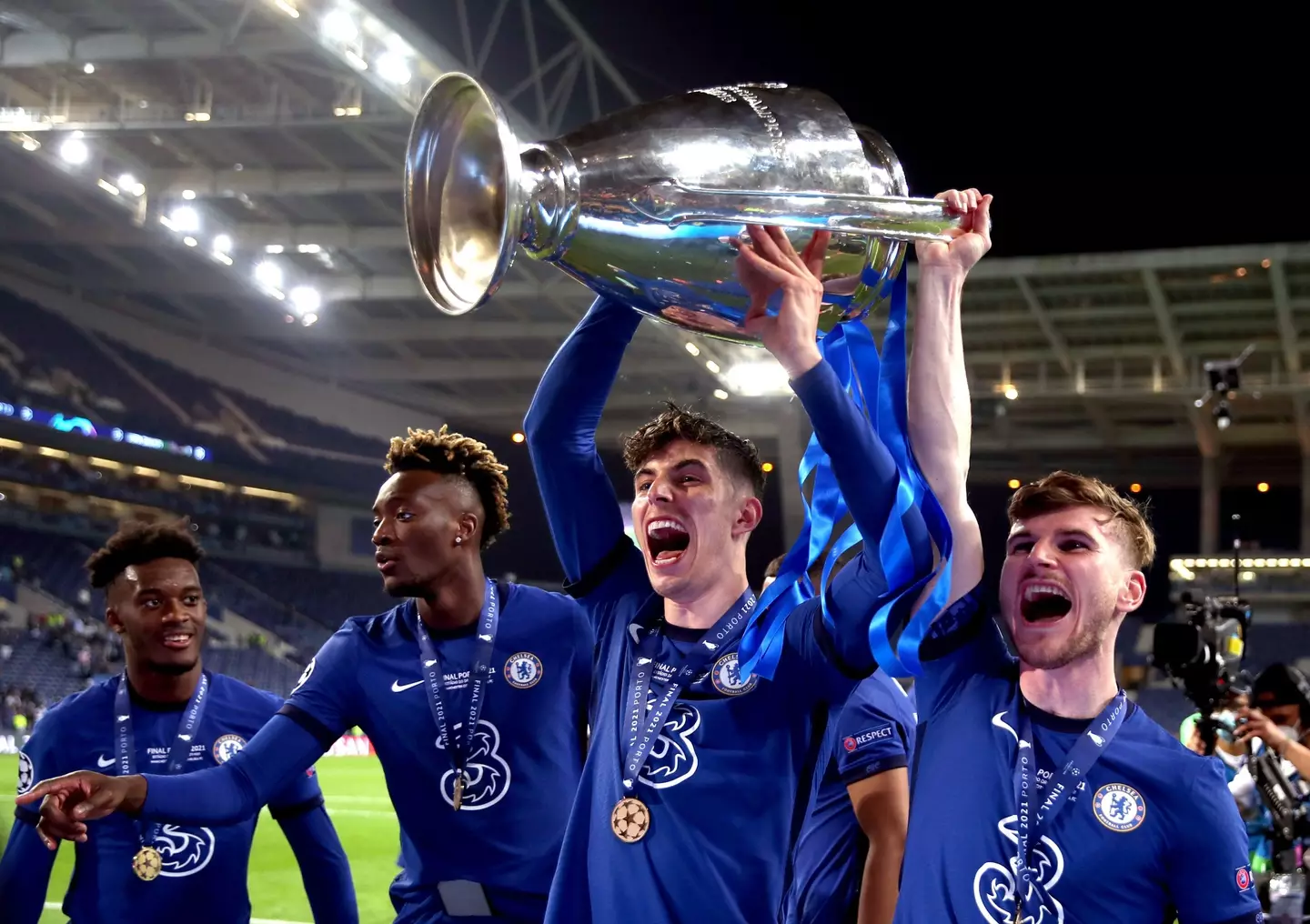 Chelsea's Kai Havertz with the UEFA Champions League trophy. (Alamy)