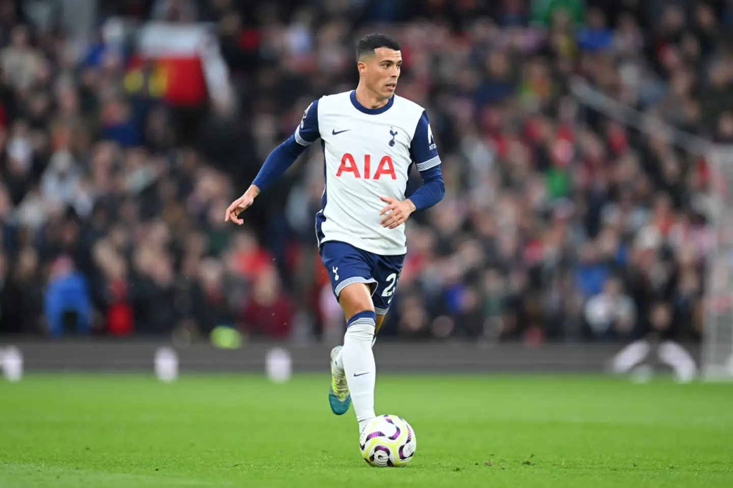Pedro Porro could provide an alternative to Trent Alexander-Arnold. (