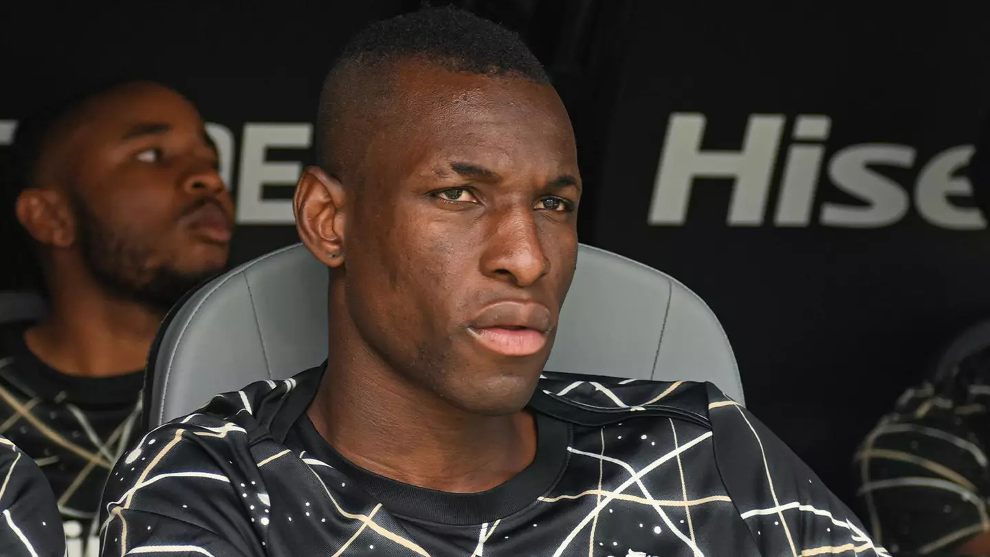 Chelsea set their asking price for Nicolas Jackson as shock club register interest and it looks like a typo