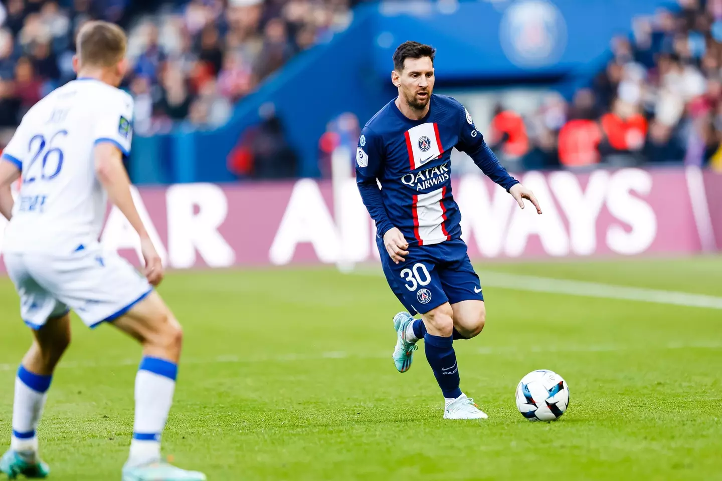 Messi playing vs Auxerre. Image: Alamy 