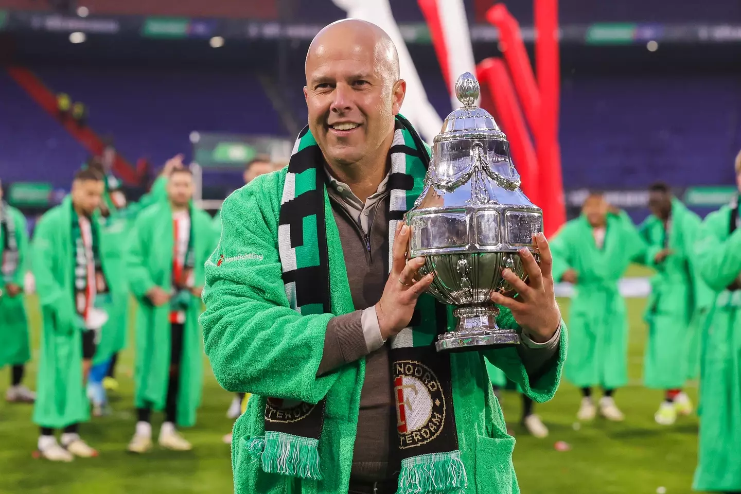 Arne Slot celebrates winning the KNVB cup following their win over NEC Nijmegen on April 21, 2024. Image credit: Getty 
