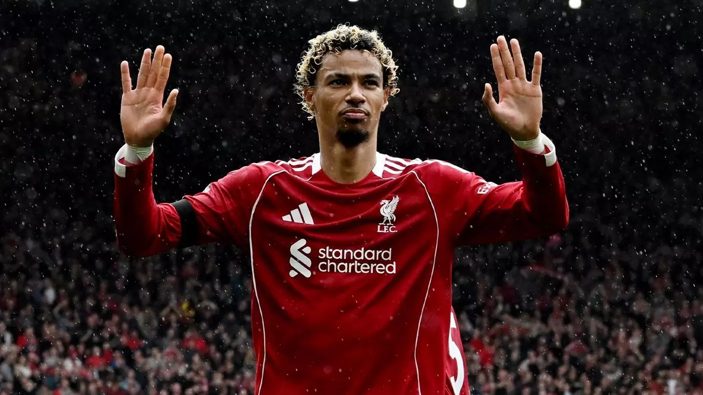 Alexander Isak’s Response to Hugo Ekitike Goal Caught on Camera