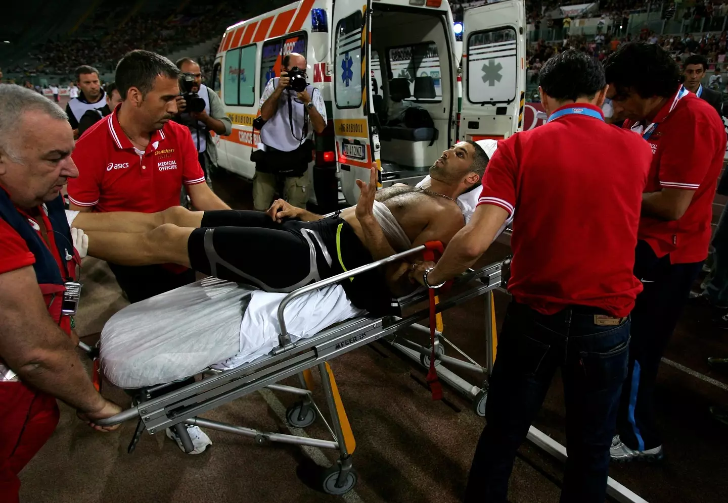 Salim Sdiri was rushed to hospital in 2007 / Photo by Stu Forster/Getty Images