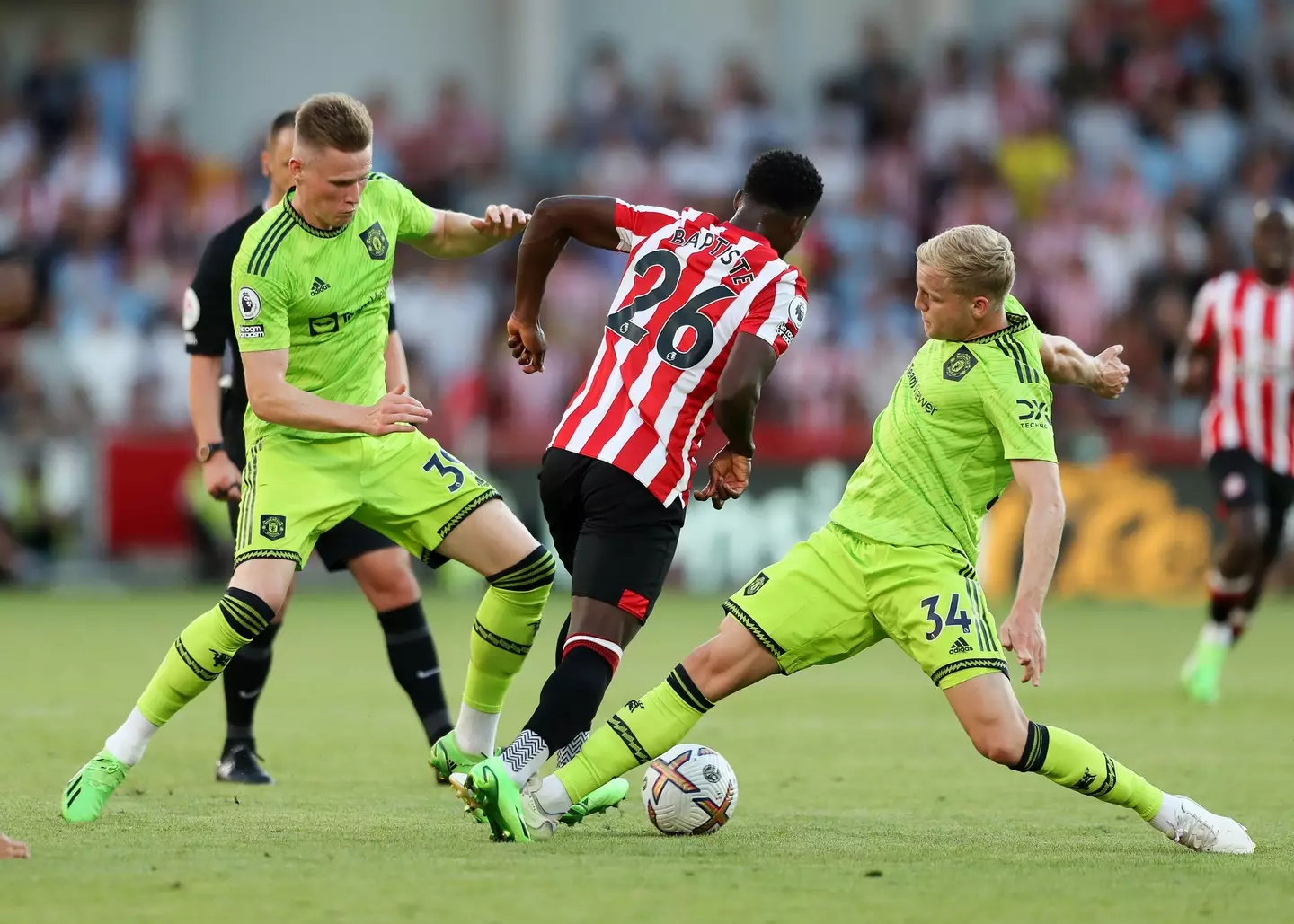 Donny van de Beek and Scott McTominay against Brentford. (Alamy)