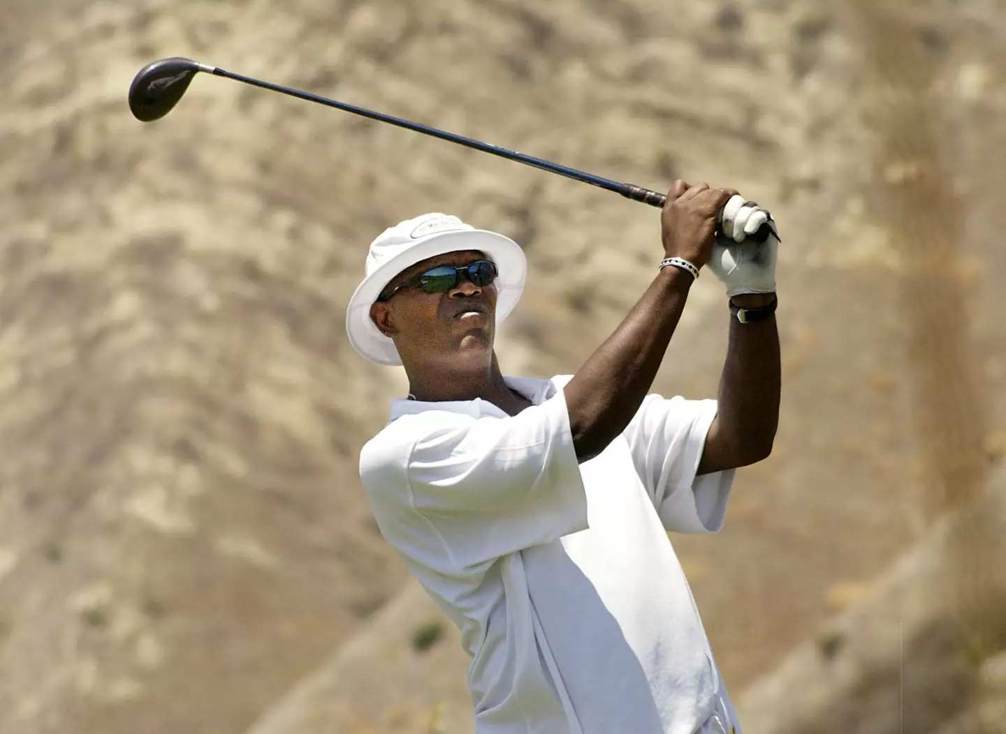 Samuel L. Jackson golfing before the ESPYs (Getty)
