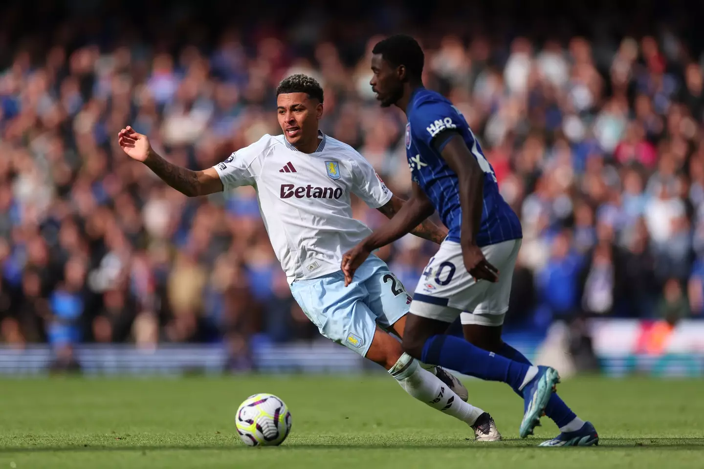 Axel Tuanzebe in action for Ipswich Town. Image: Getty