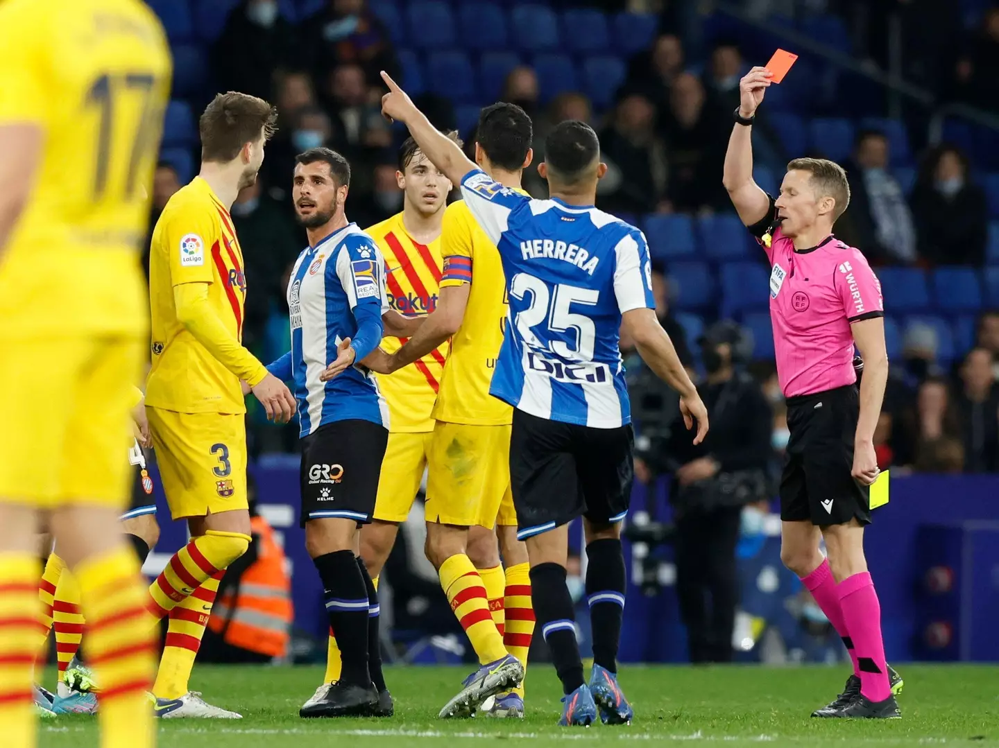 Pique was sent off late in the 2-2 draw on Sunday (Image: PA)