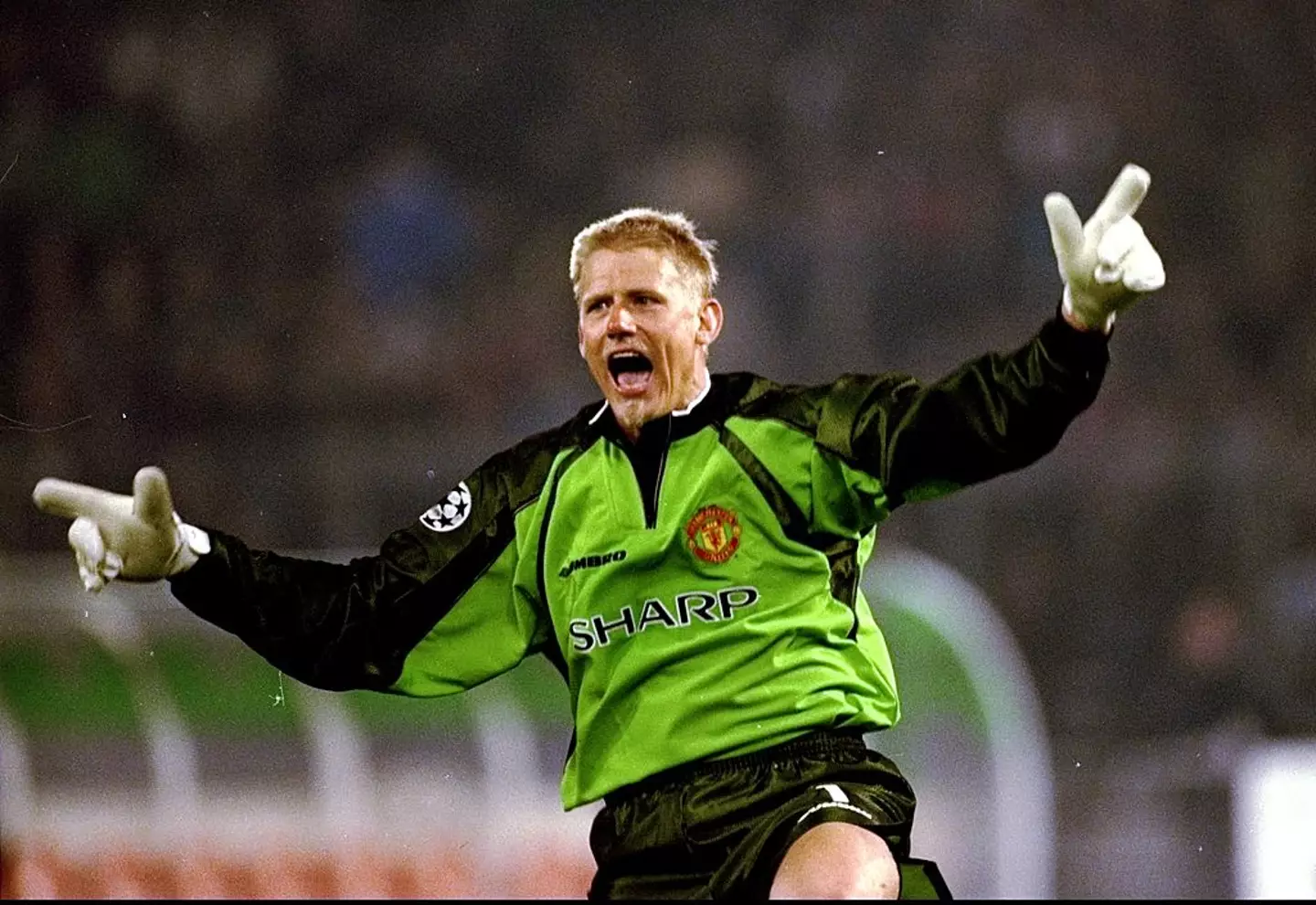 Schmeichel playing for Man United in 1999- Getty