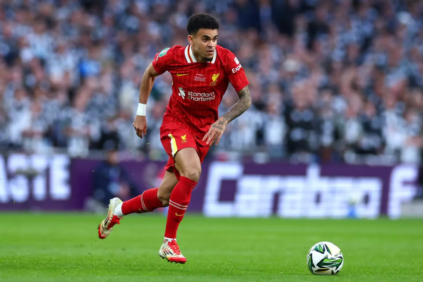 Luis Diaz has been strongly linked with a move to Barcelona this summer. (Image: Getty)