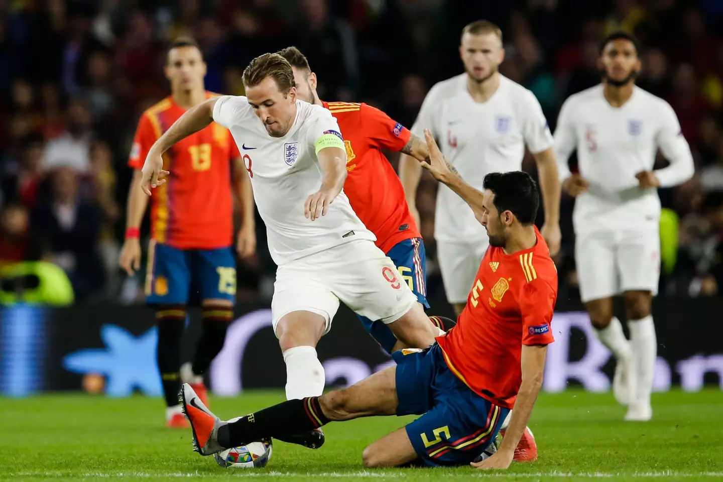 Kane and Busquets going head to head in the UEFA Nations League in 2018. Image: Getty