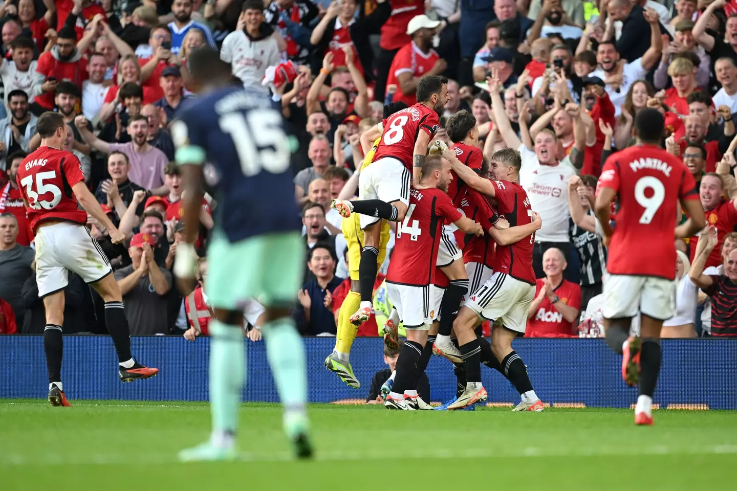 Manchester United celebrate scoring their second goal. Image: Getty