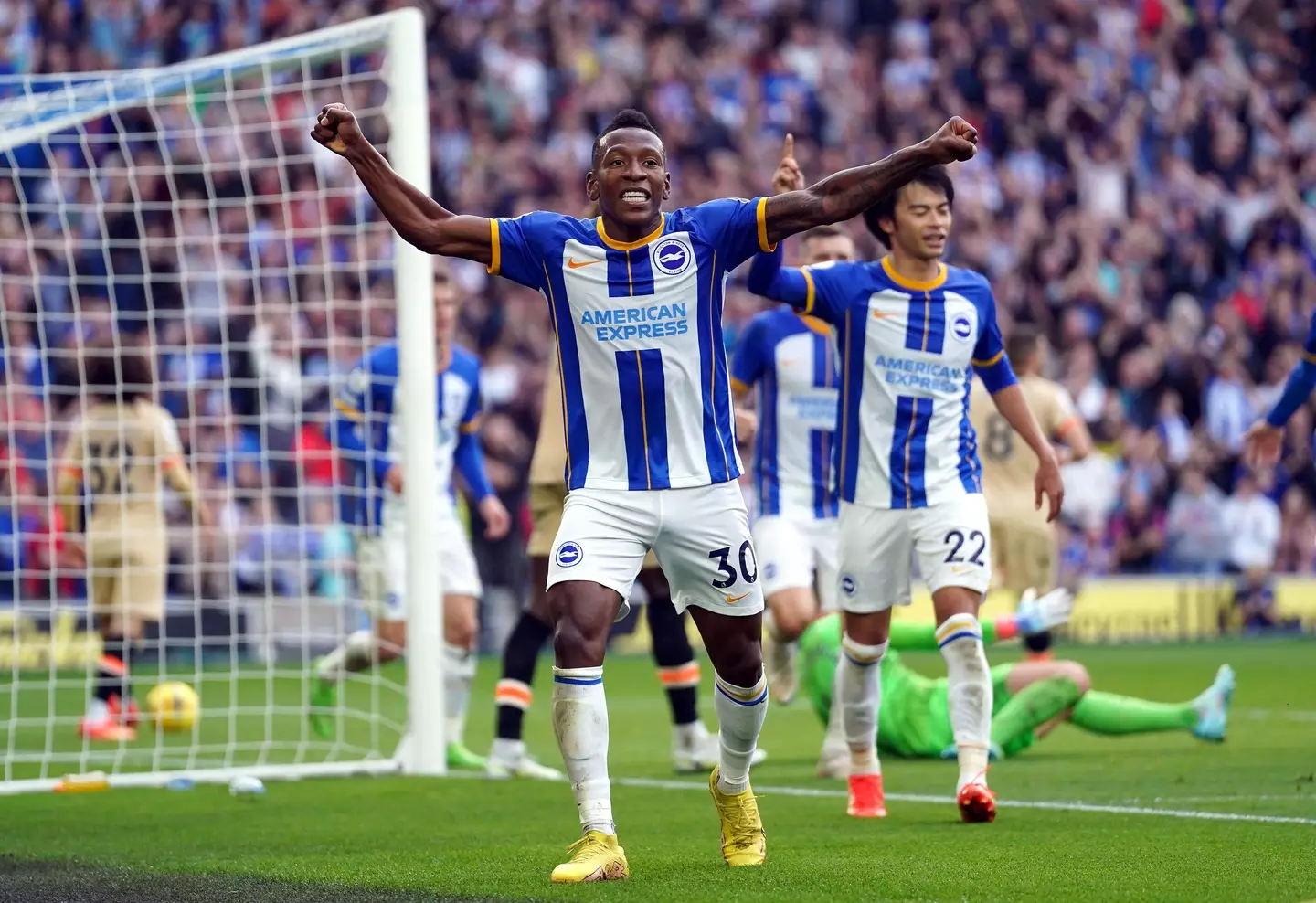 Pervis Esupinan celebrating Brighton's third goal against Chelsea. (Alamy)