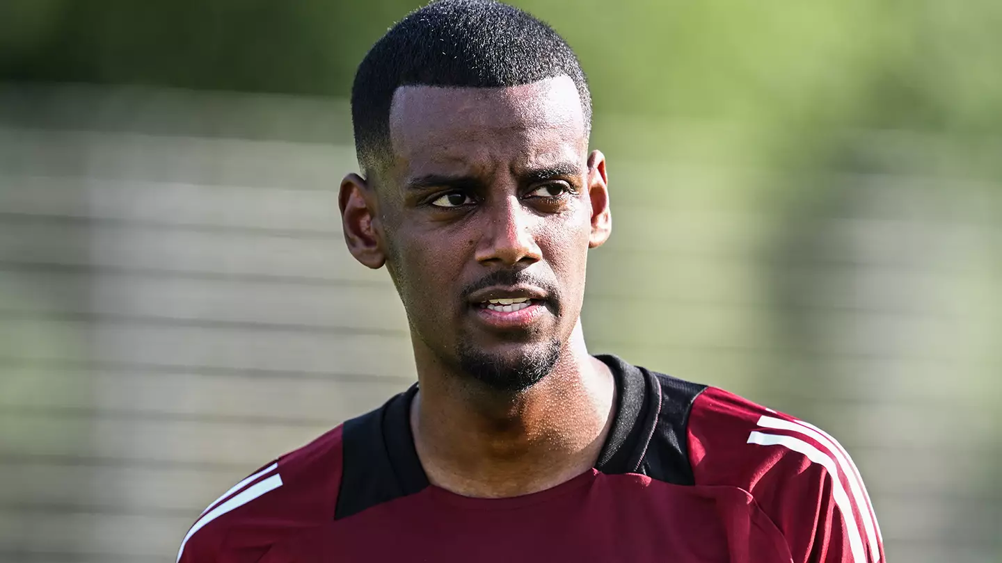 Newcastle 'intensify' move for top Alexander Isak replacement target in new Liverpool twist