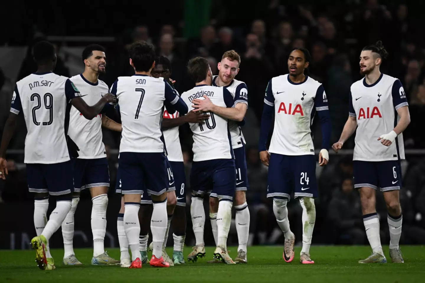Spurs players celebrate their 4-3 victory over Man Utd in the Carabao Cup quarter-final (Image: Getty)
