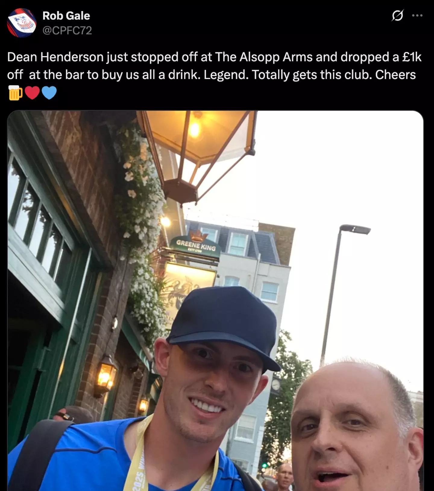 Dean Henderson pictured outside the Alsopp Arms near Wembley (Image: Twitter/@CPFC72)