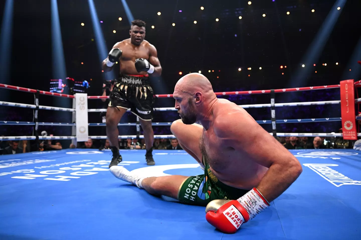 Tyson Fury beat Francis Ngannou in a split decision, despite being dropped to the canvas. (