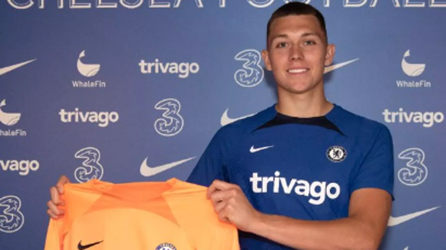 Gabriel Slonina Completes Chelsea Move In £12 Million Transfer From Chicago Fire