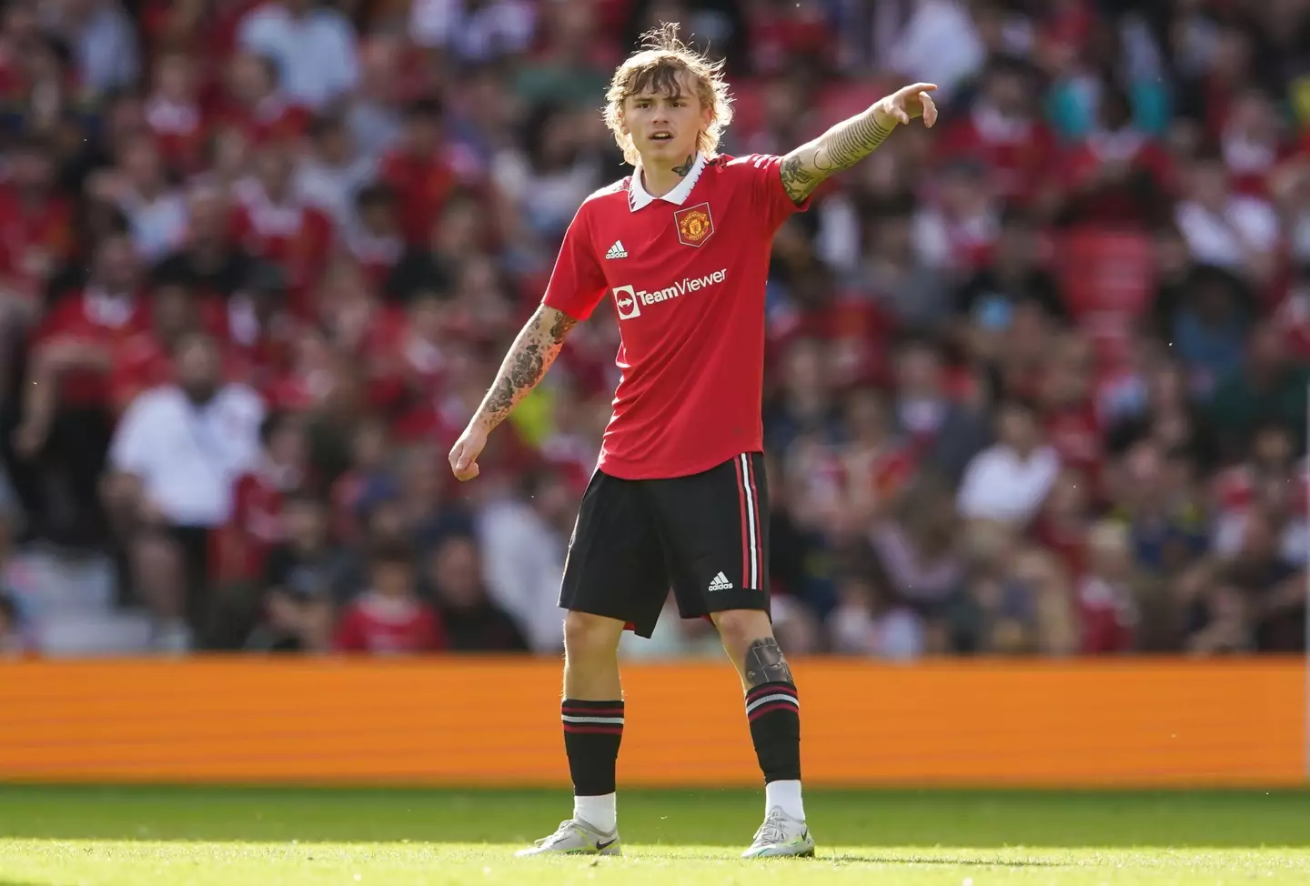 Isak Hansen-Aarøen on the pitch