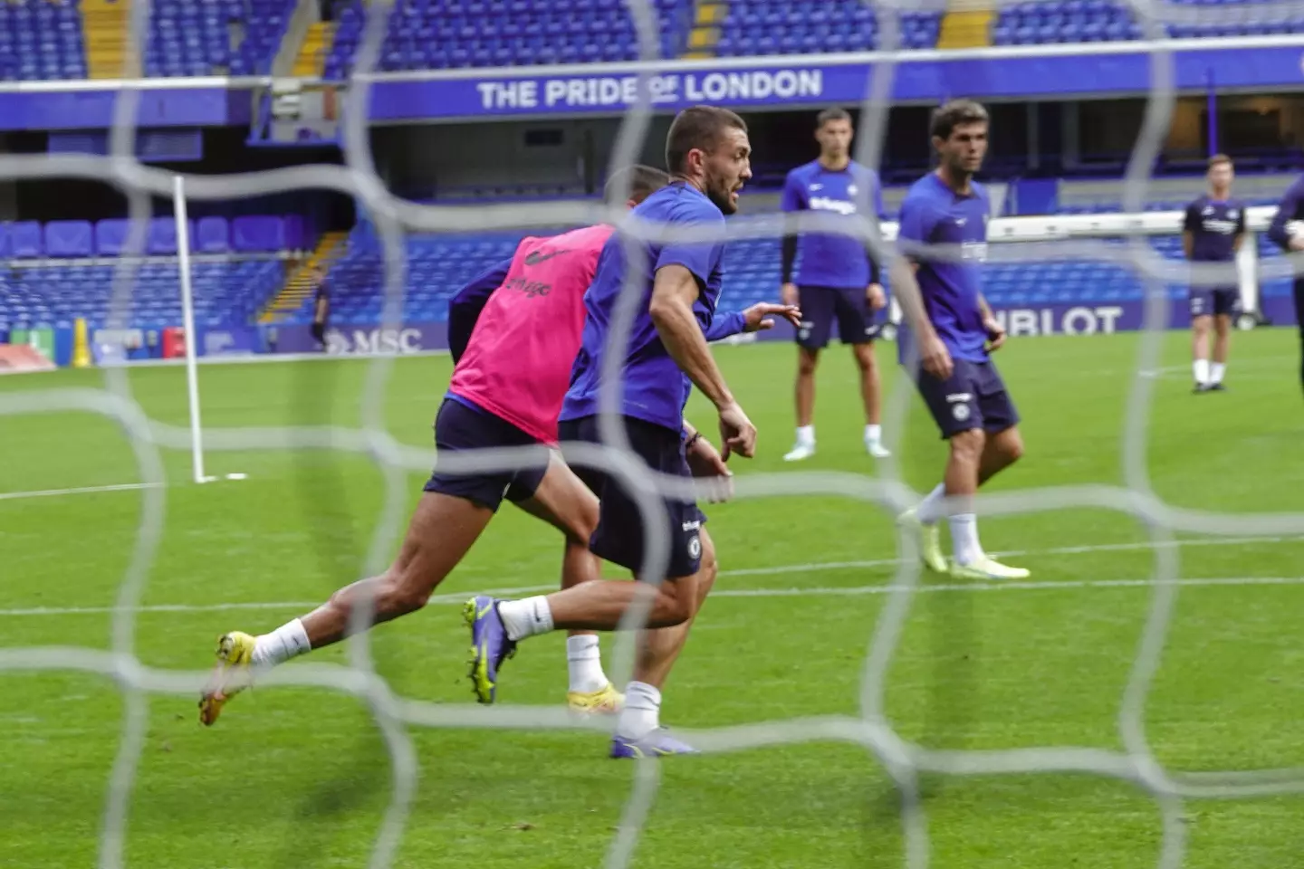 Mateo Kovacic in Chelsea's open training session ahead of Leicester. (Alamy)