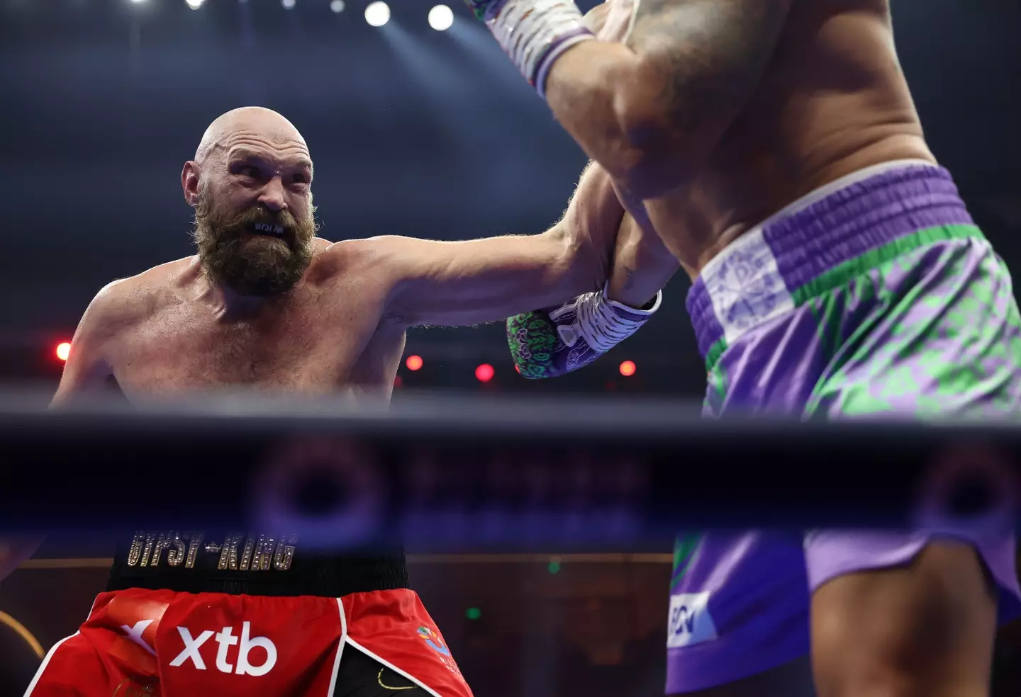 Tyson Fury fought Oleksandr Usyk with a beard. Image: Getty