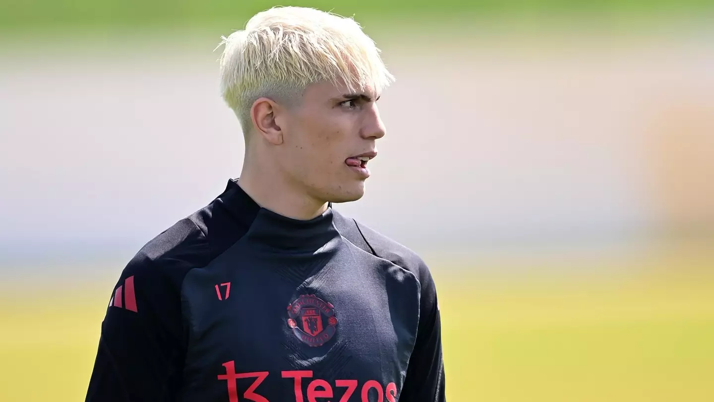 Alejandro Garnacho breaks silence with cryptic post after 'rejecting offer' to leave Man Utd