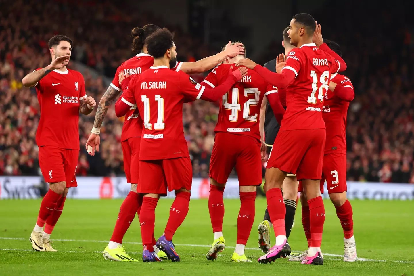 Liverpool breezed into the quarter-finals (